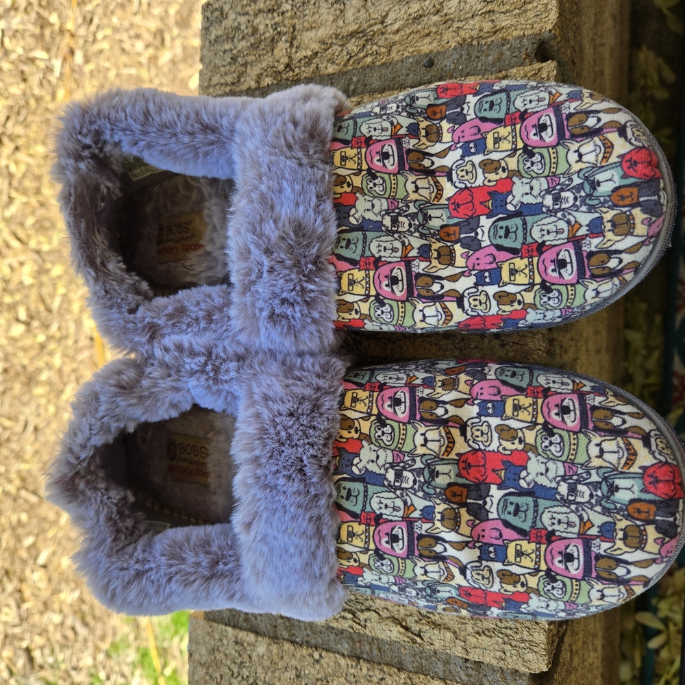 Bob's Sketchers Too Cozy Rover Slippers Shoes Size 9